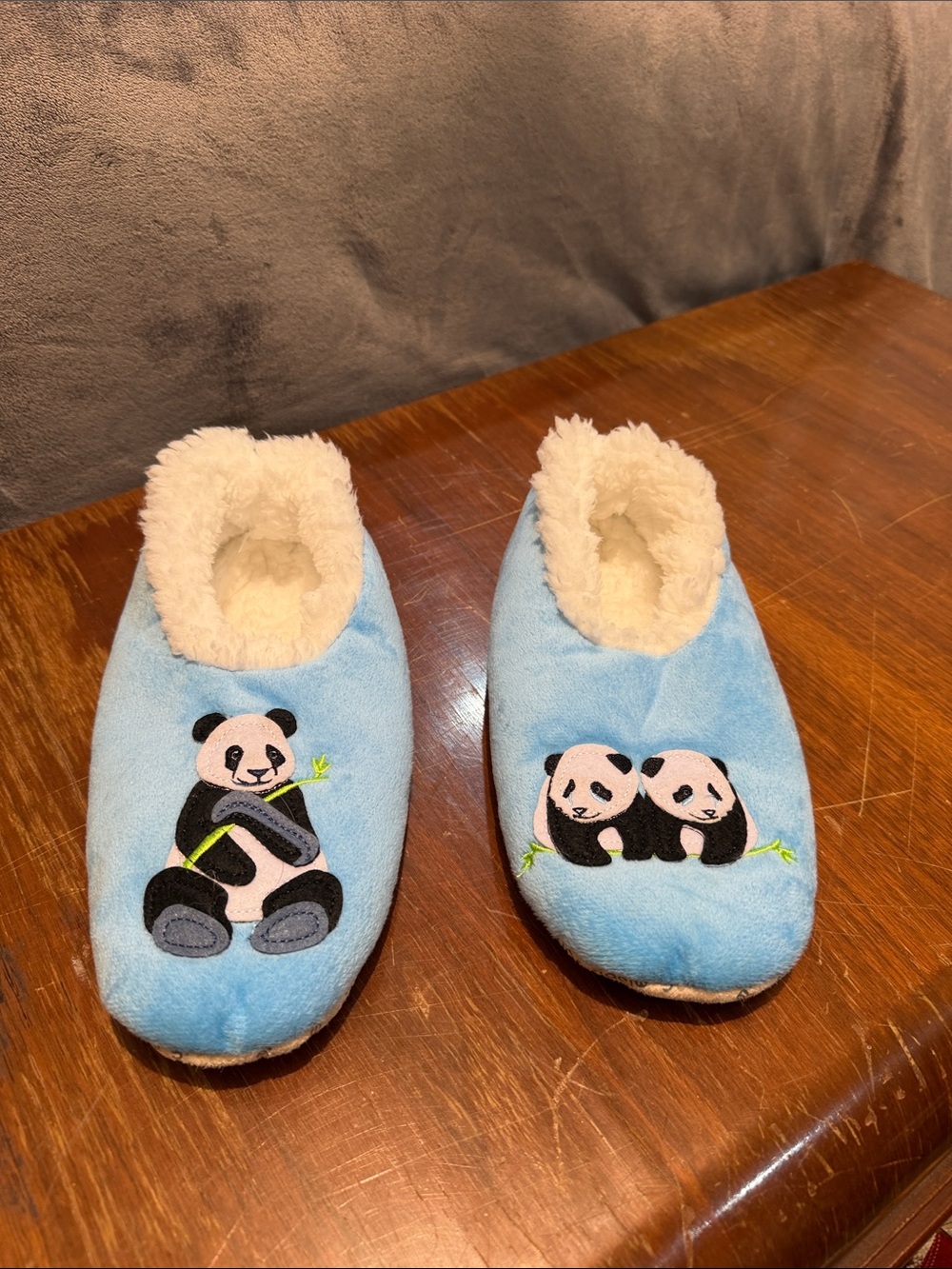 Light Blue Plush Panda Slip-On Women's Slippers with Faux Fur Lining